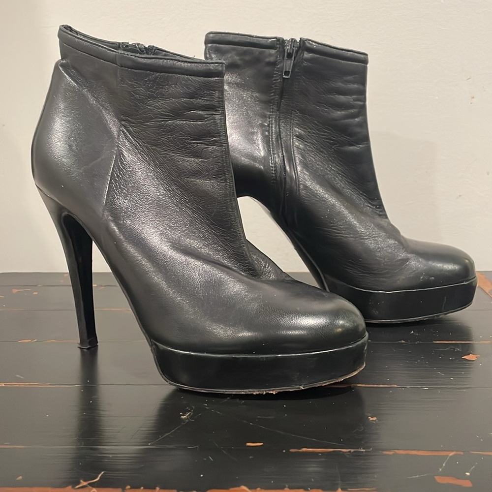 Barney’s black leather boots 8-8.5